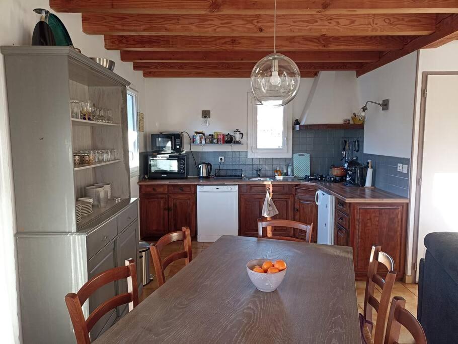 Maison De Montagne Au Calme Avec Cheminee Poubeau Екстер'єр фото